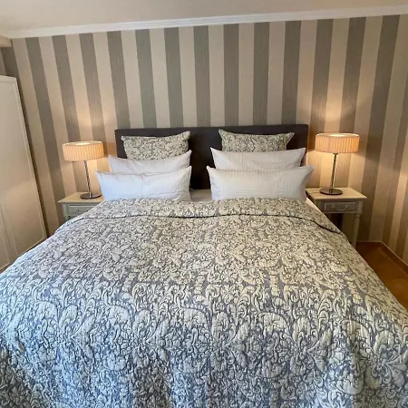 Strandvilla Strand-cottage * 韦斯特兰