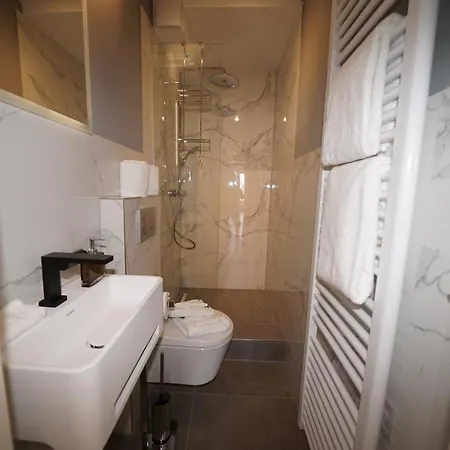 Strandvilla Strand-cottage 公寓 *