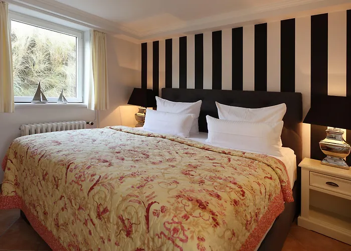 Апартаменты Strandvilla Strand-cottage Вестерланд